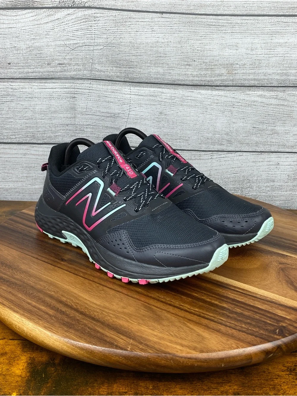 New Balance 410 V8 Trail Running Shoe Black Pink Blue WT410LC8 Women’s Size 10